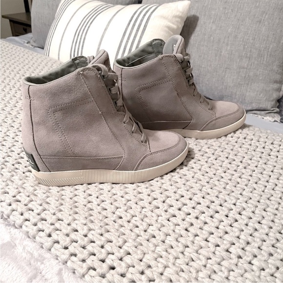 Sorel Out N About II Lace-Up Wedge Sneaker Boots - Picture 3 of 7